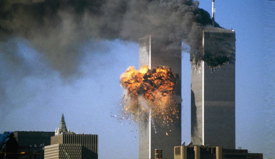 Momento do segundo ataque ao World Trade Center, em Nova York, no dia 11 de setembro de 2001 – Foto: Reprodução/Youtube/ Jornal da USP