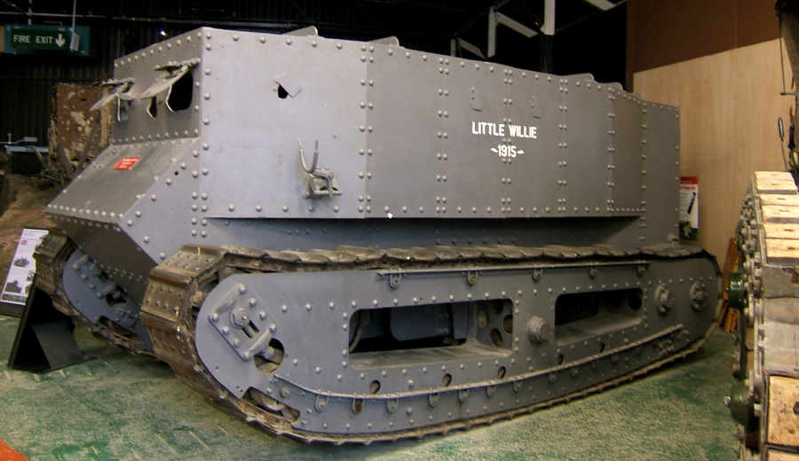O Little Willie no Tank Museum, Bovington - Foto: Wikipédia / Reprodução